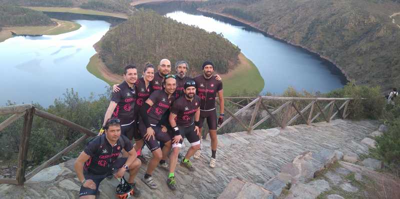equipo mountainbike
